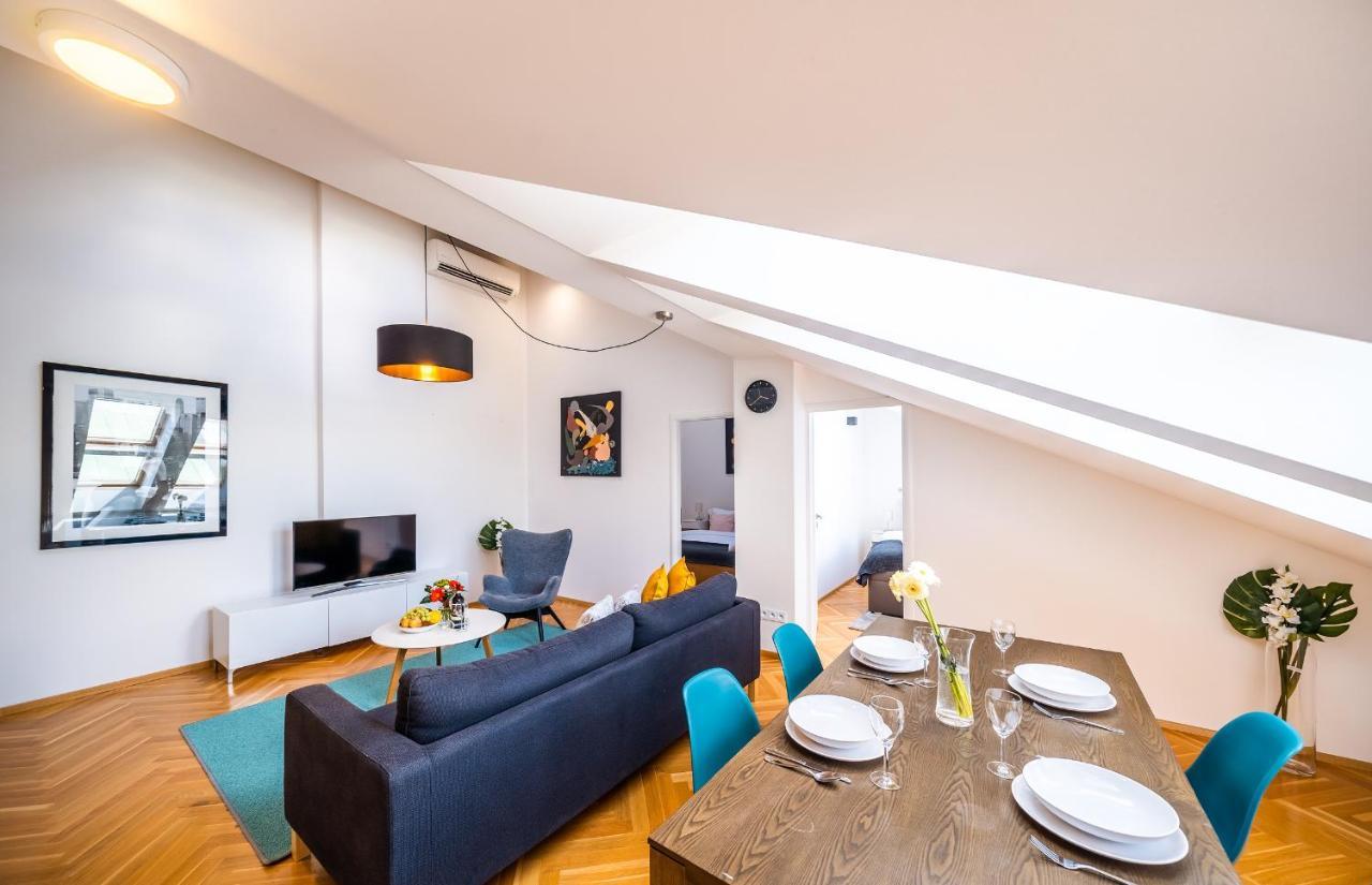 Luxurious Woodrow Wilson Apt In Prague Centre Exterior photo